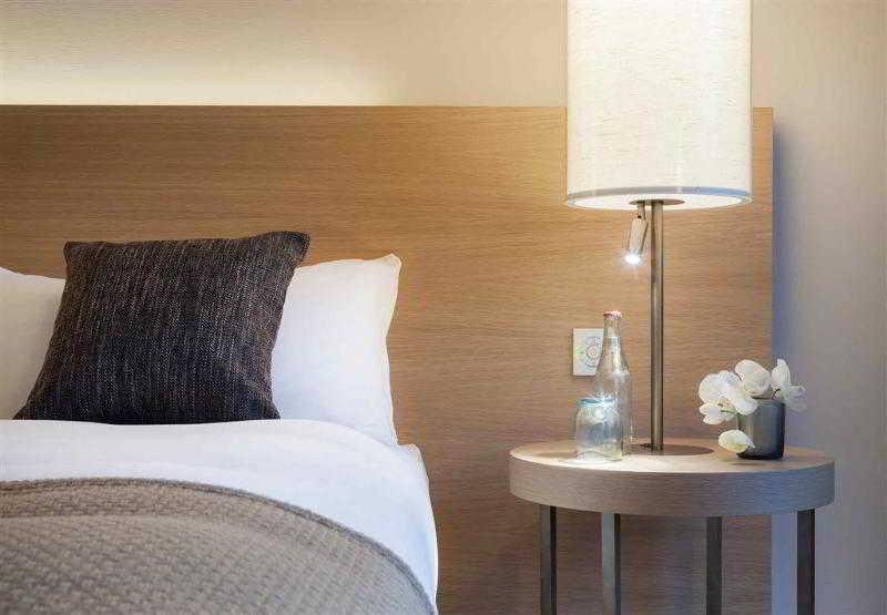 Отель Pullman Basel Europe Экстерьер фото