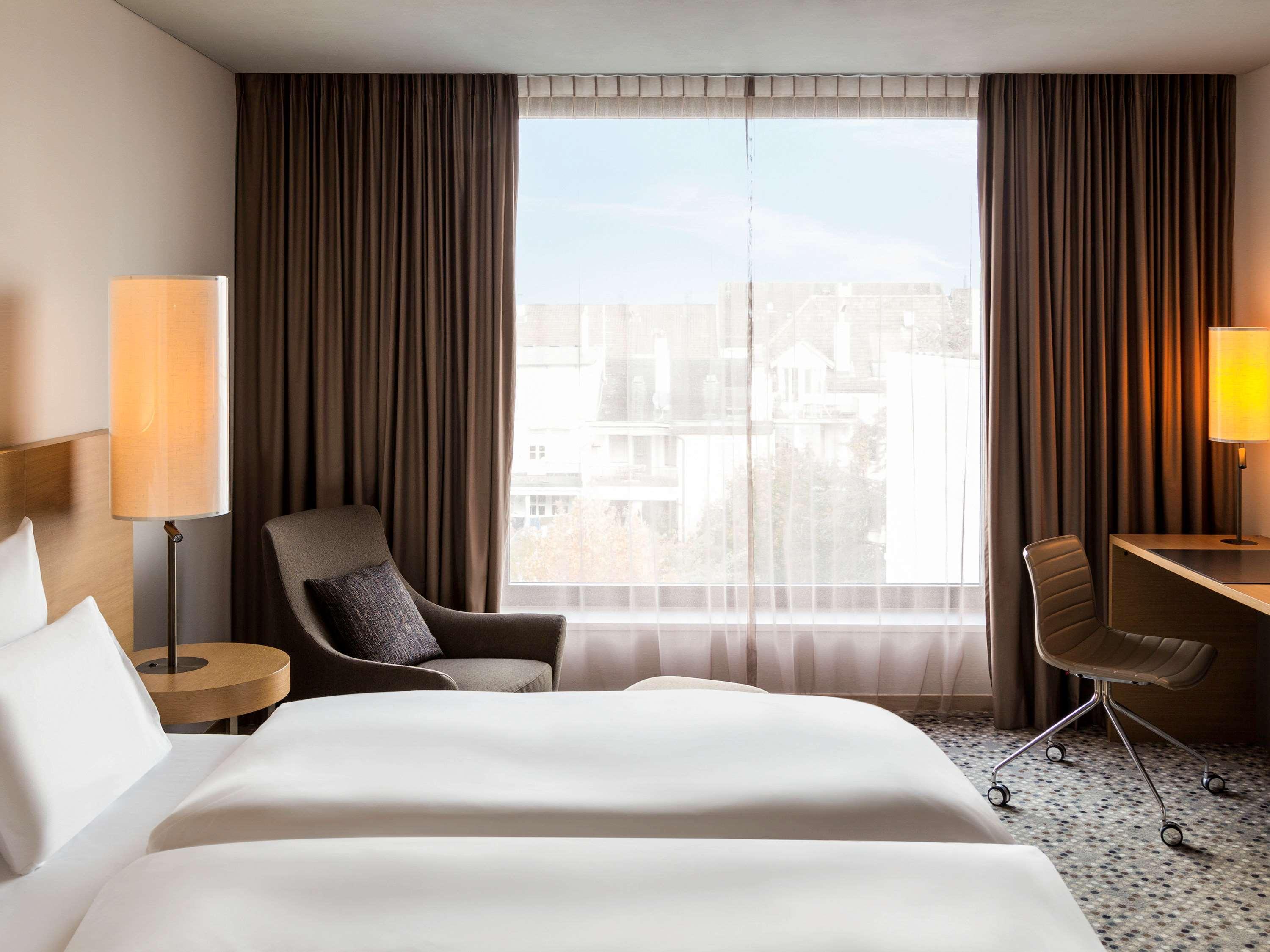 Отель Pullman Basel Europe Экстерьер фото