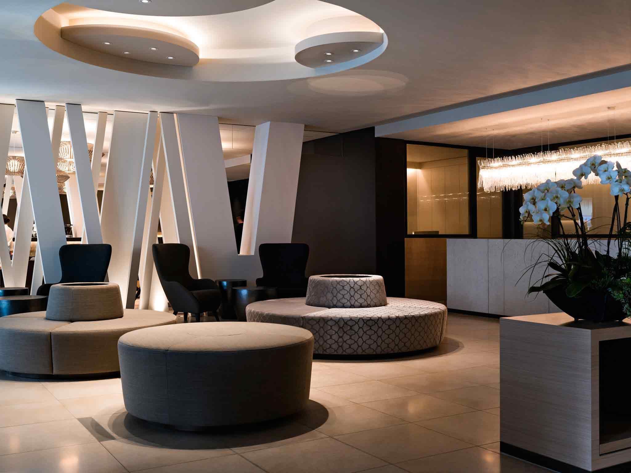 Отель Pullman Basel Europe Экстерьер фото