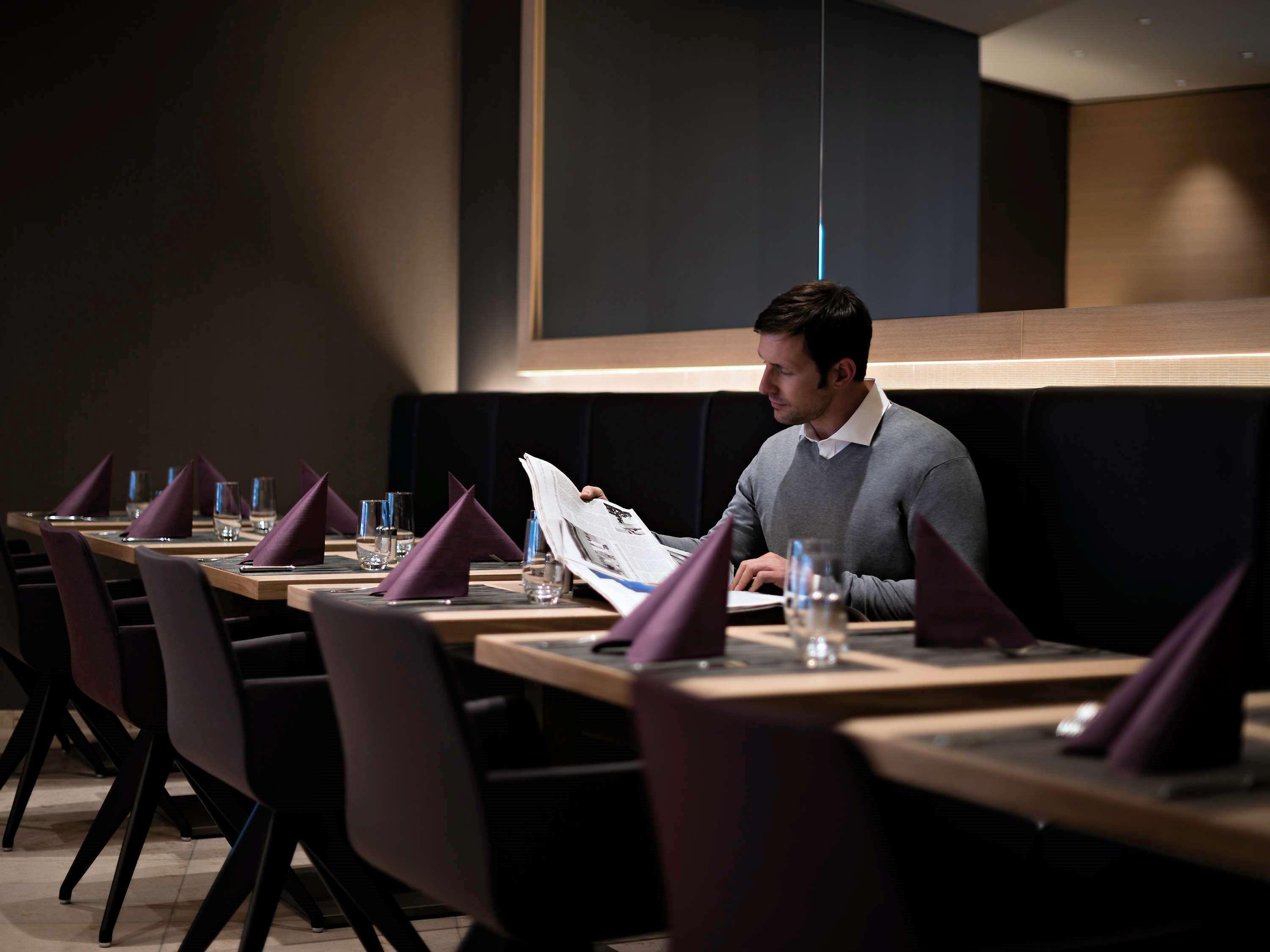 Отель Pullman Basel Europe Экстерьер фото