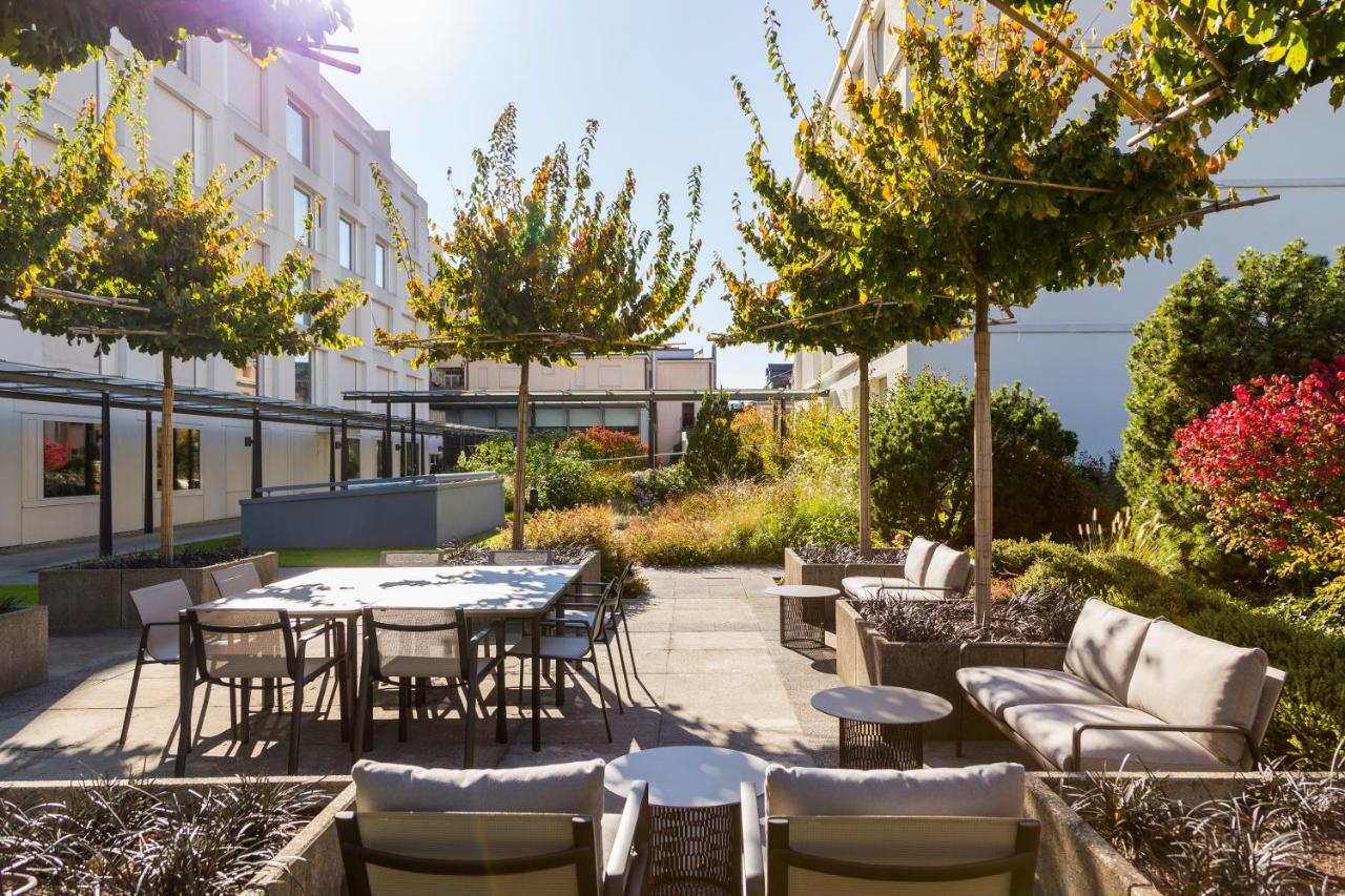 Отель Pullman Basel Europe Экстерьер фото